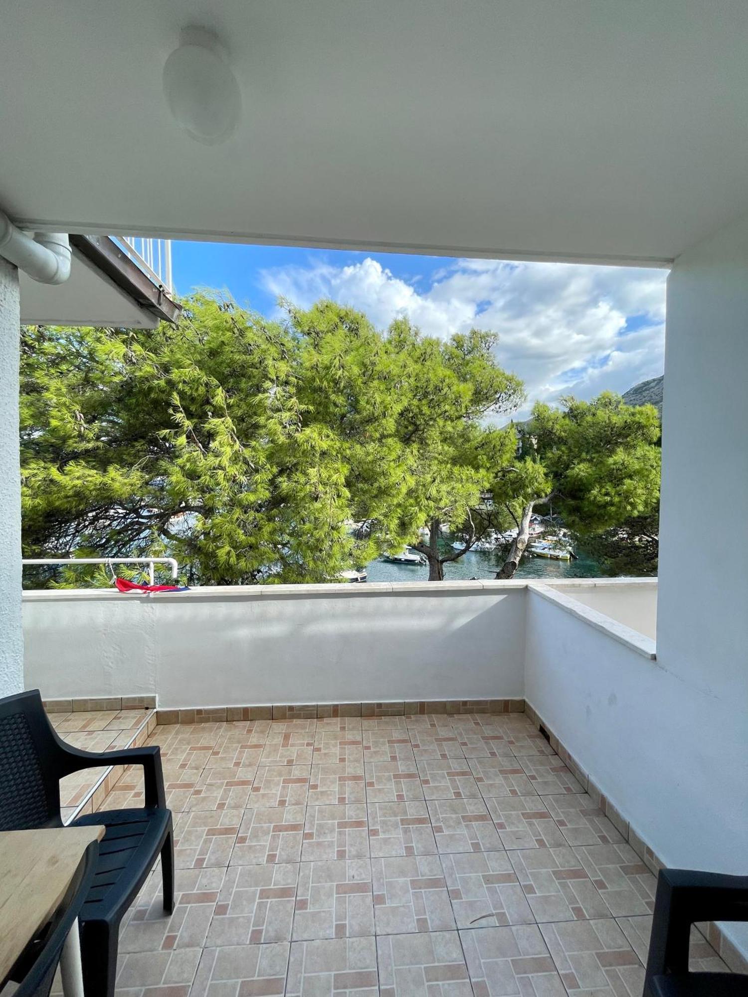 Apartments Boras ซัฟทัท ภายนอก รูปภาพ